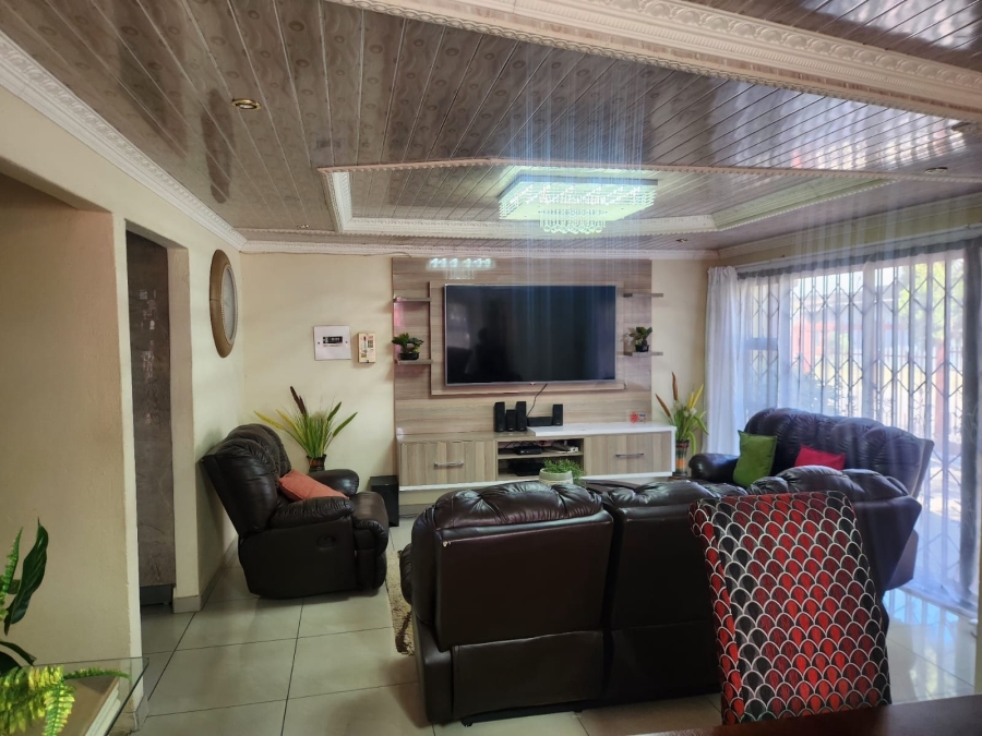 3 Bedroom Property for Sale in Boitekong North West